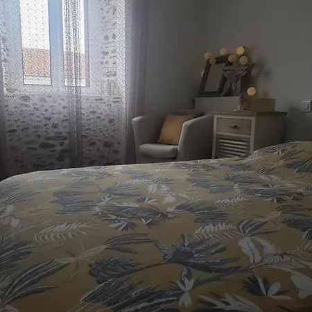 Homestay Maison En Galets Pardies
